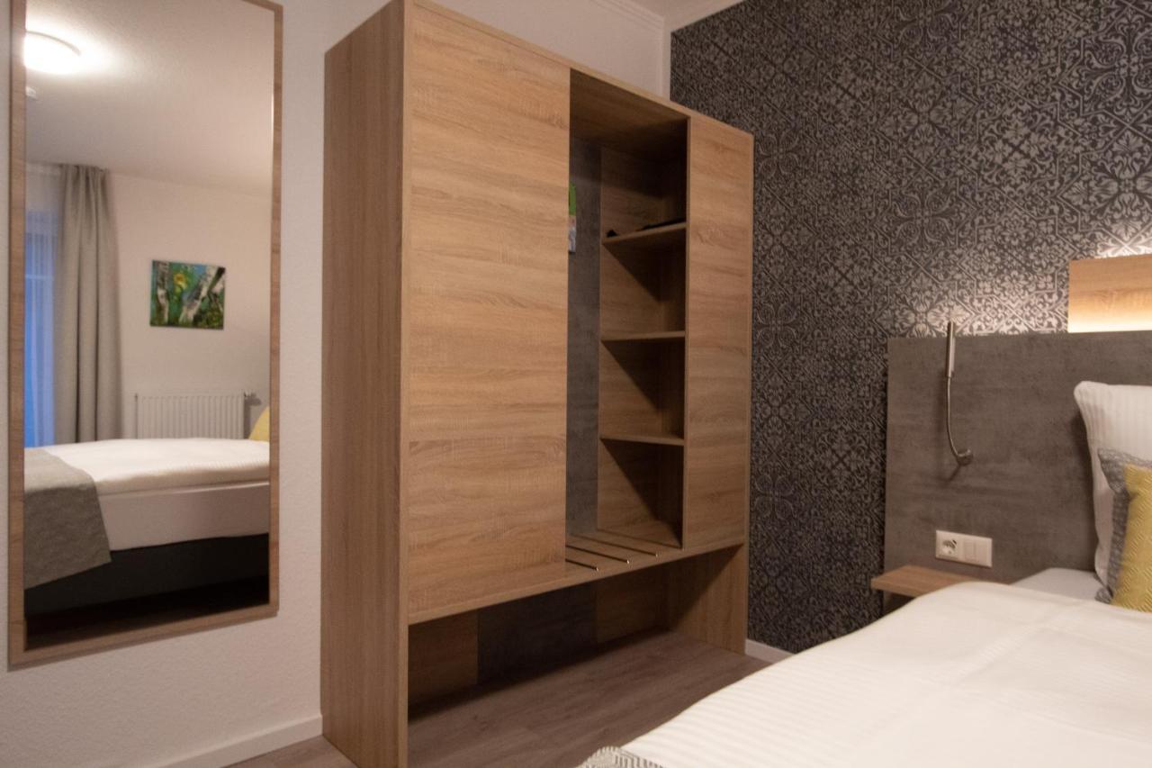 Central Hotel Wagenfeld Екстериор снимка