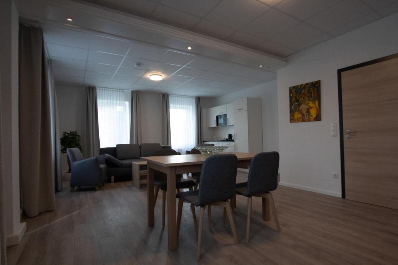 Central Hotel Wagenfeld Екстериор снимка