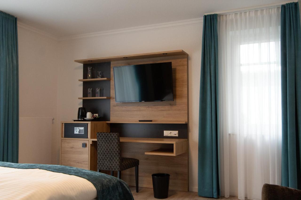Central Hotel Wagenfeld Екстериор снимка